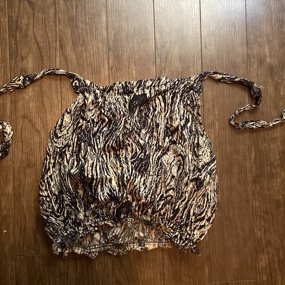 Set - Picture 2 of 4